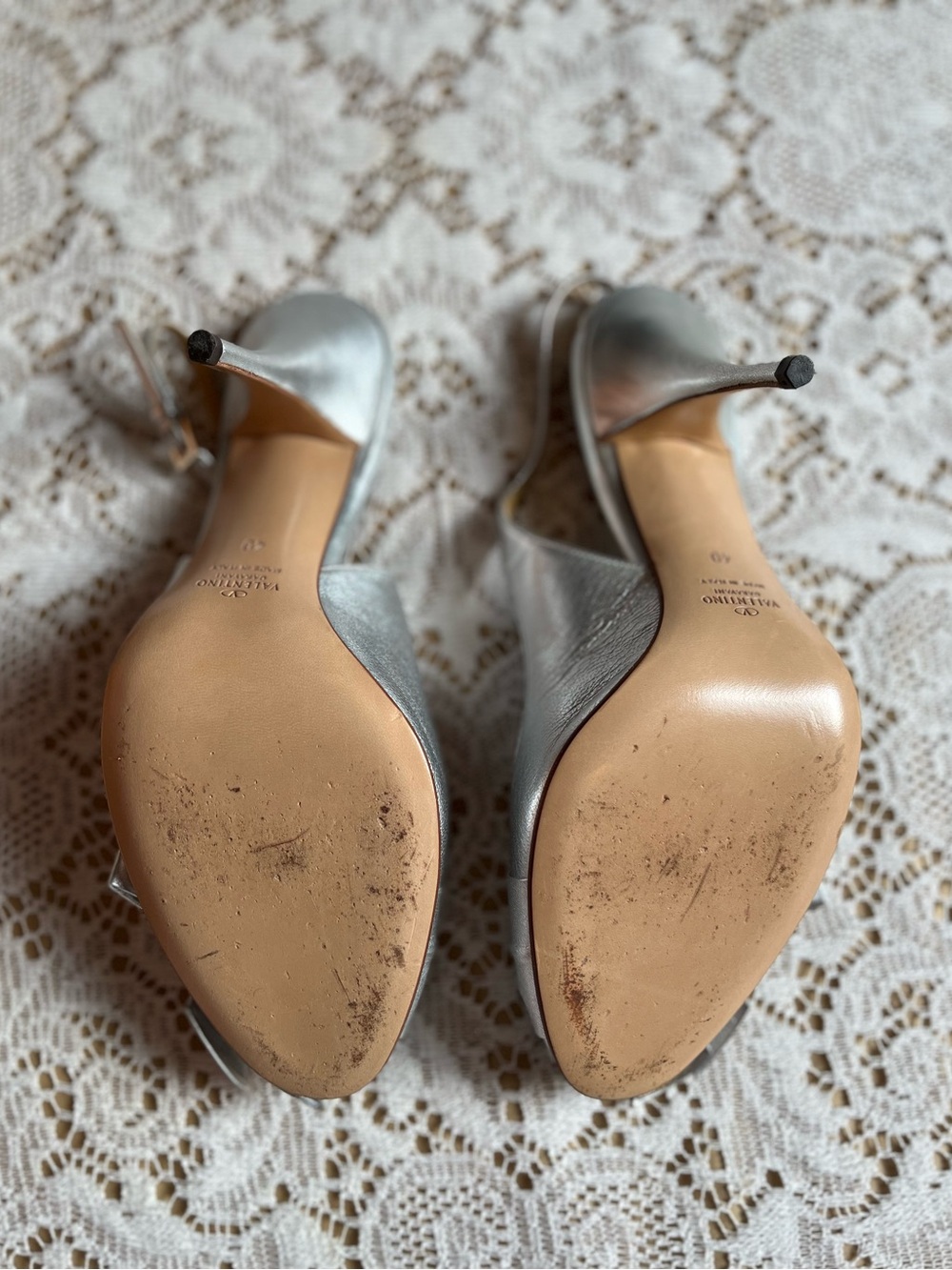 Y2K Valentino Garavani Sling Back Bow Heels, Silver Lambskin, Size EU 40 - Picture 7 of 12